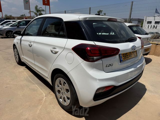 יונדאי i20