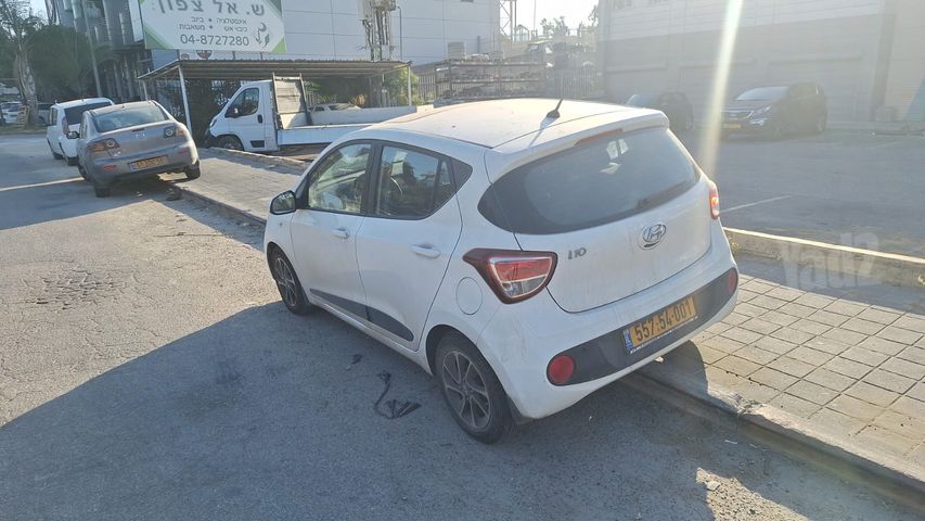 יונדאי i10