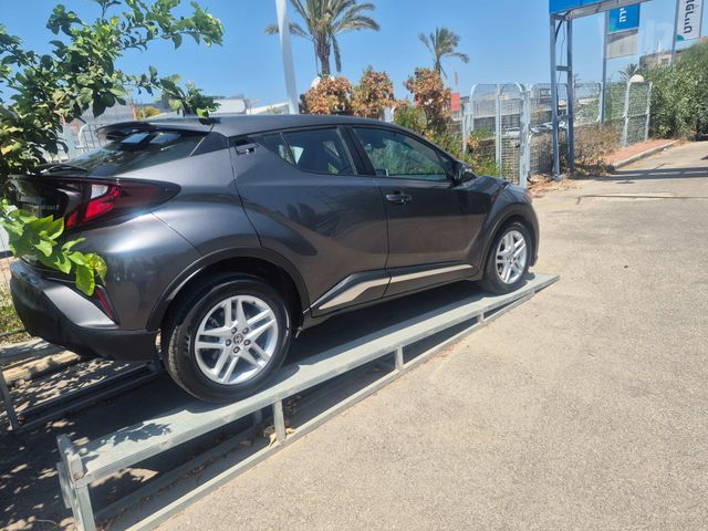 טויוטה C-HR