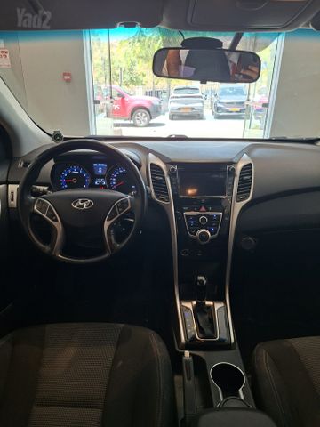 יונדאי i30