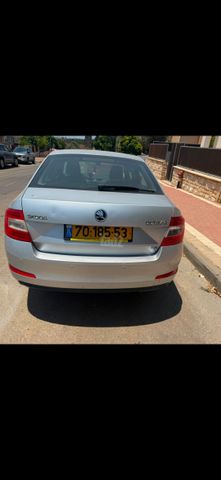סקודה אוקטביה