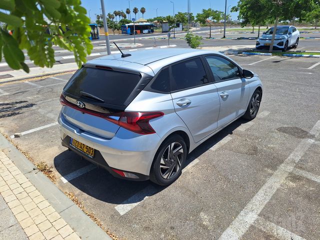 יונדאי i20