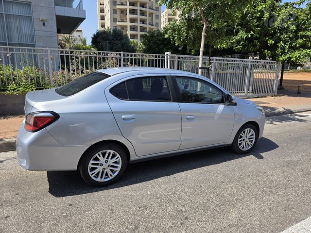 מיצובישי אטראז'