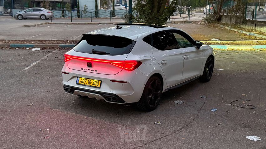 קופרה לאון
