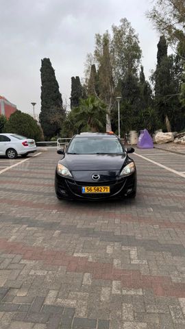 מאזדה 3