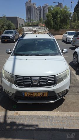 מודעת רכב דאצ'יה סנדרו