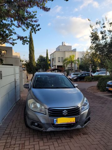 מודעת רכב סוזוקי קרוסאובר