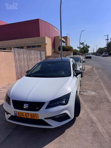 סיאט לאון