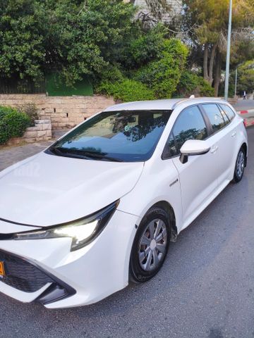 טויוטה קורולה