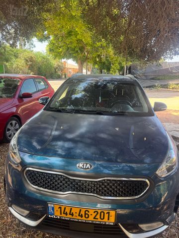 קיה נירו