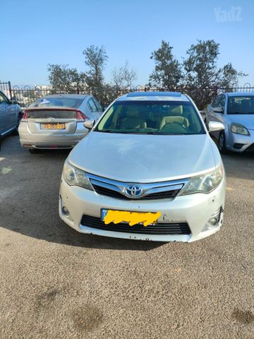 טויוטה קאמרי