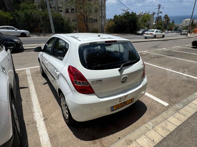 יונדאי i20