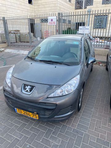 מודעת רכב פיג'ו 207