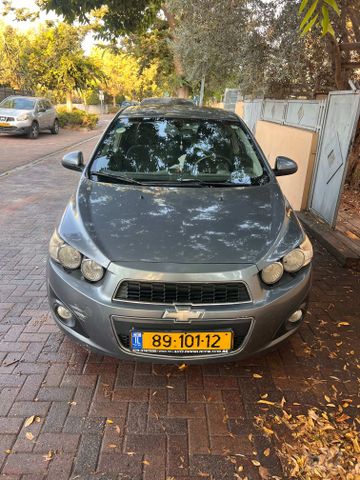 שברולט סוניק