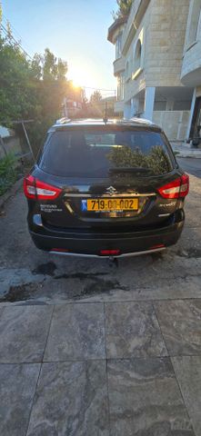 סוזוקי קרוסאובר