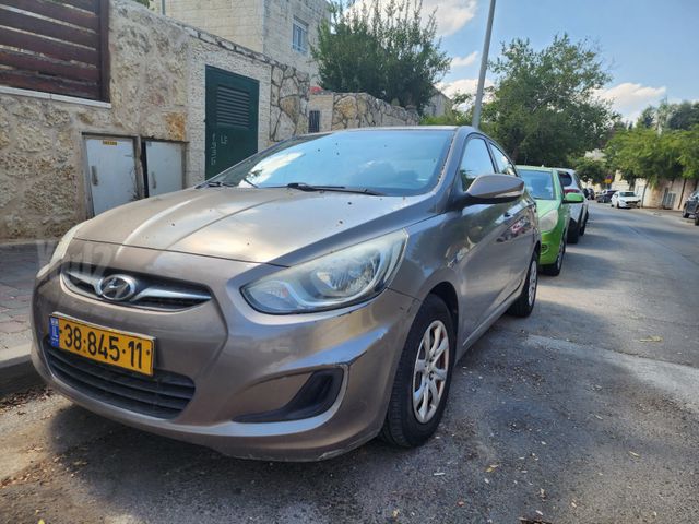 יונדאי אקסנט i25