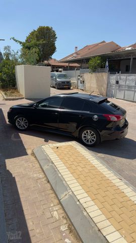 מיצובישי לנסר