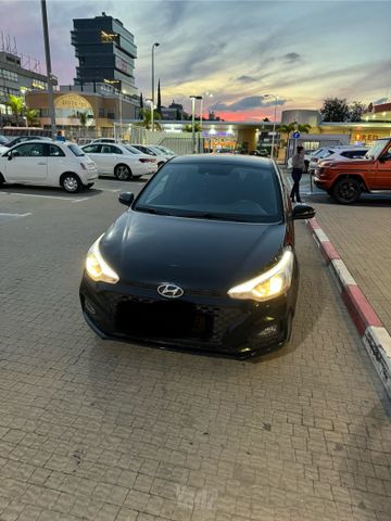 יונדאי i20