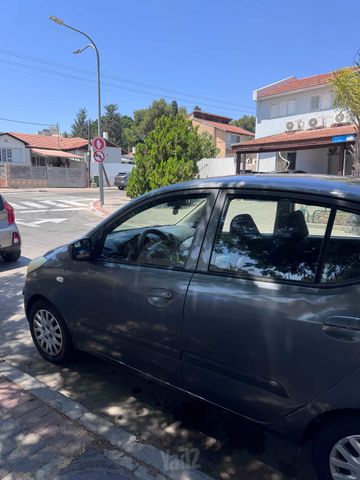 יונדאי i10