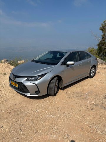 טויוטה קורולה
