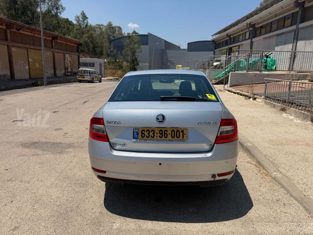סקודה אוקטביה