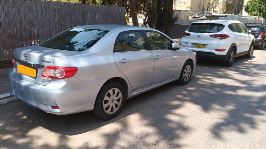 מודעת רכב טויוטה קורולה