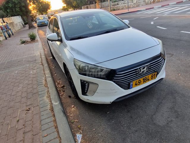 יונדאי איוניק