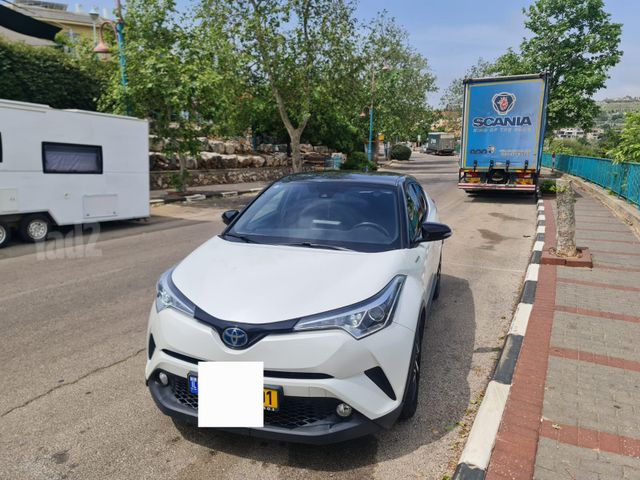 טויוטה C-HR