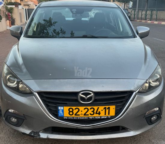מודעת רכב מאזדה 3