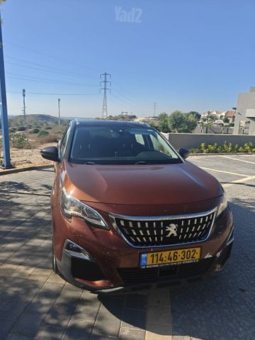 פיג'ו 3008