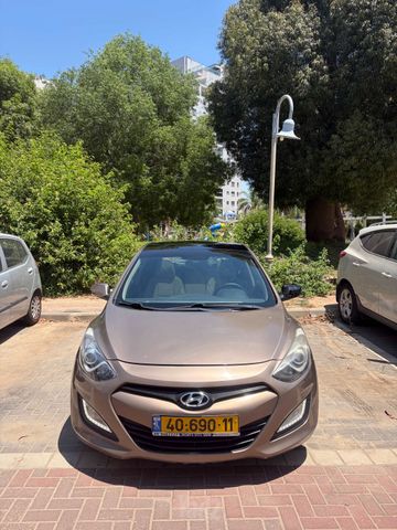 יונדאי i30