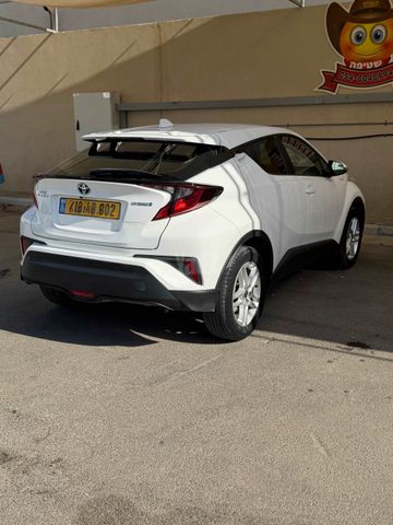 טויוטה C-HR