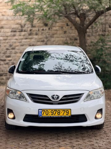 מודעת רכב טויוטה קורולה