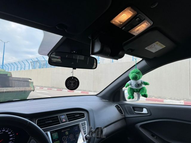 יונדאי i20