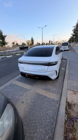 בי.ווי.די סיל