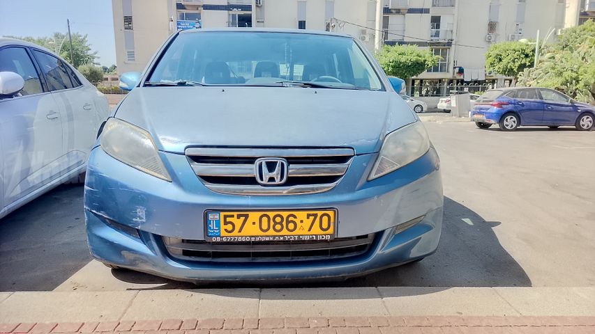 מודעת רכב הונדה FR-V