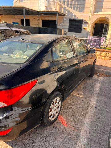 יונדאי אקסנט i25