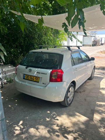 טויוטה קורולה