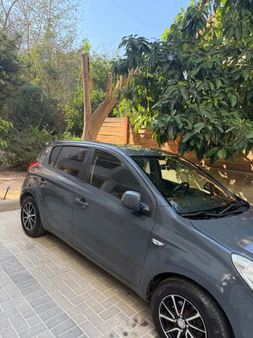 יונדאי i20