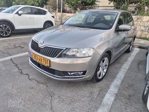 מודעת רכב סקודה ראפיד