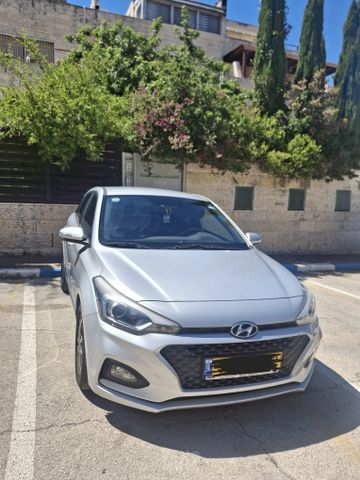 מודעת רכב יונדאי i20