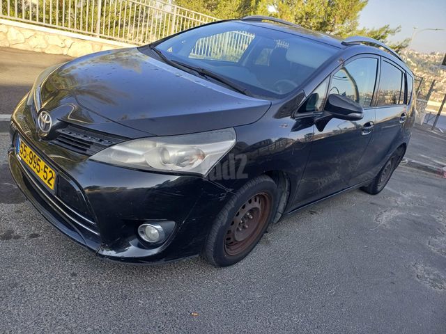 מודעת רכב טויוטה ורסו