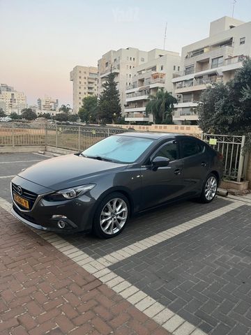 מאזדה 3