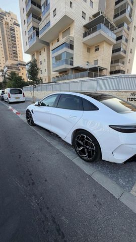 בי.ווי.די סיל
