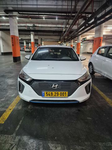 יונדאי איוניק