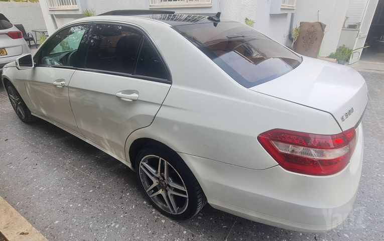 מרצדס-בנץ E-class