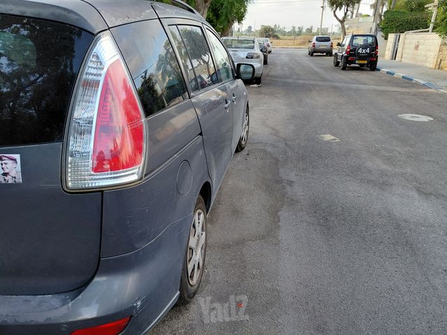 מודעת רכב מאזדה 5