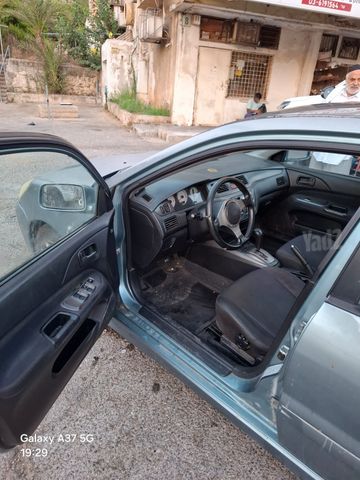מיצובישי לנסר