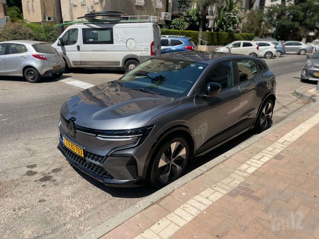 רנו מגאן E-Tech