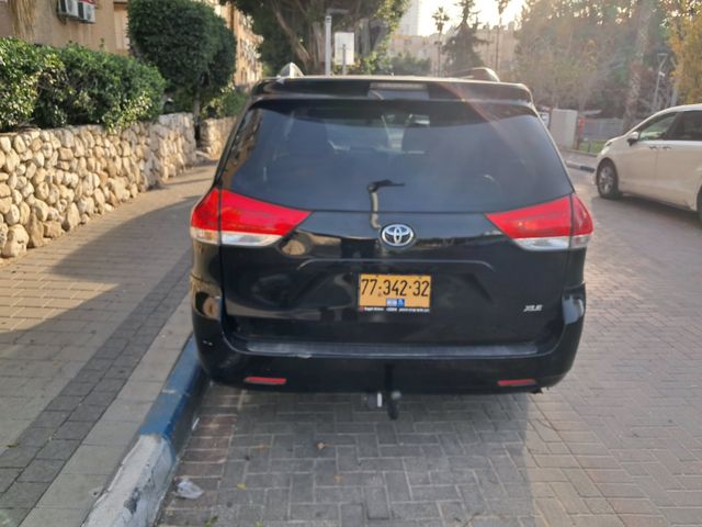 טויוטה סיינה